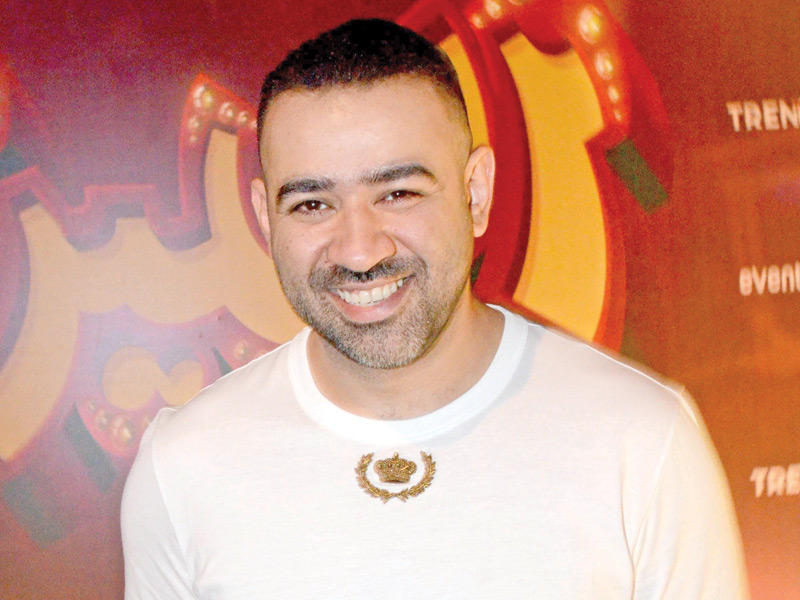 الفنان بشار الشطي