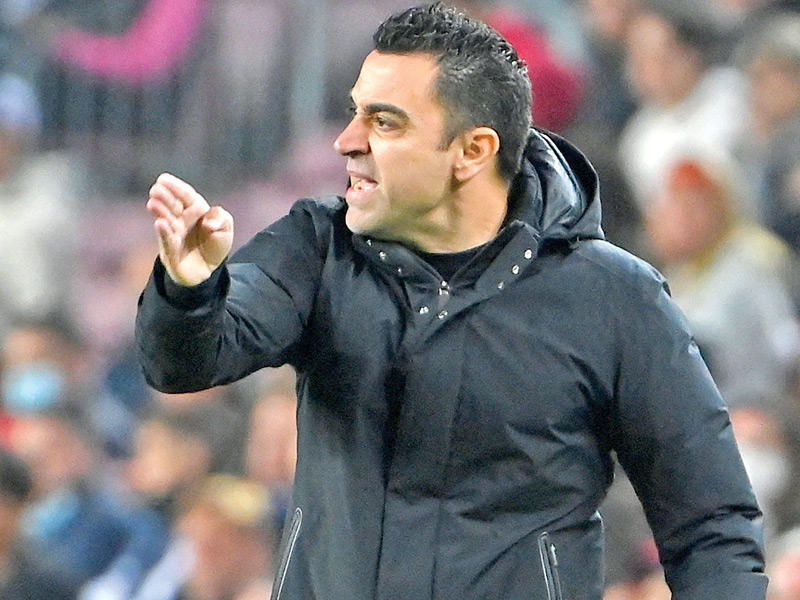  المدير الفني لبرشلونة تشافي هرنانديز