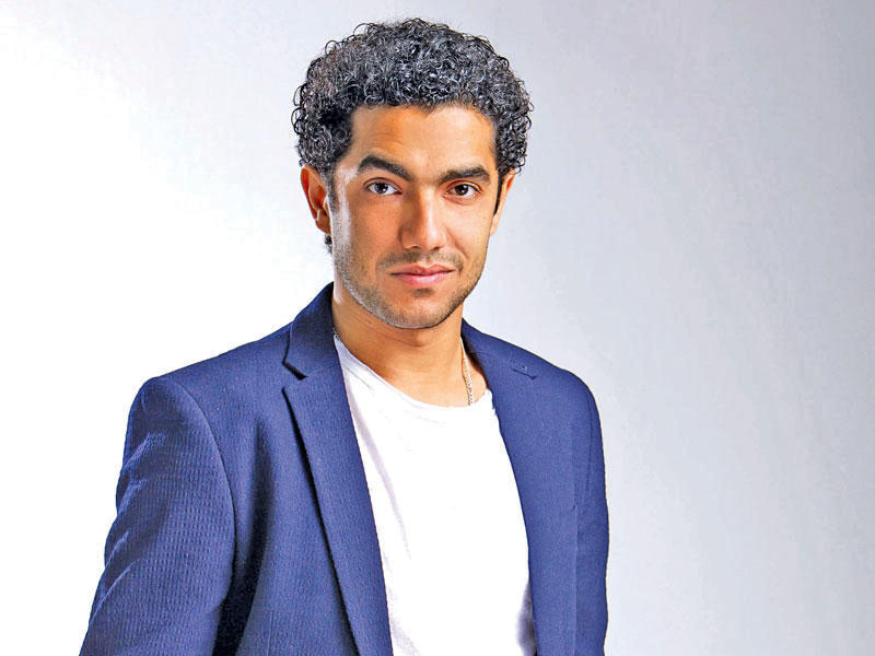 الممثل محمد عادل