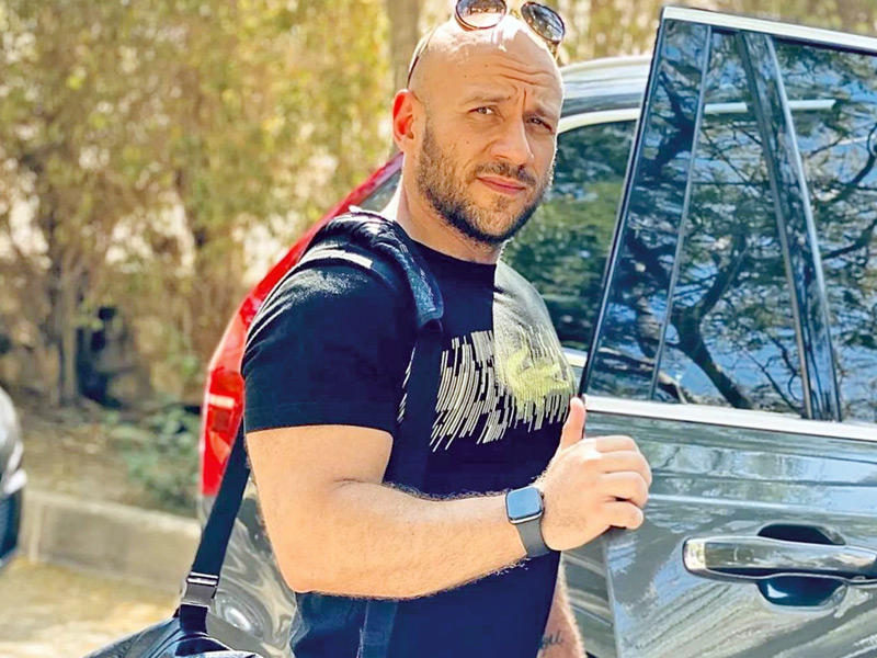 الممثل أحمد مكي