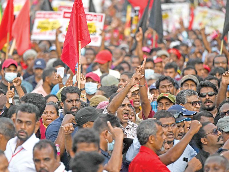 الاحتجاجات في سريلانكا شهدت أسوأ أزمة اقتصادية منذ استقلالها في 1948