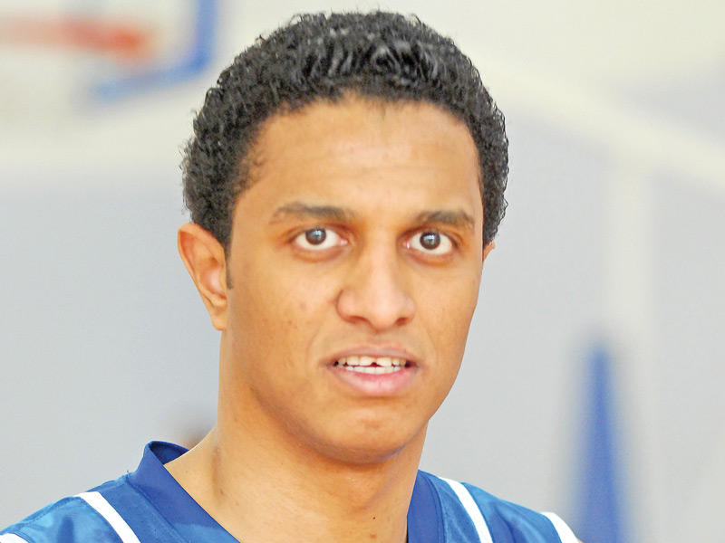 لاعب منتخب الوطني ونادي الجهراء لكرة السلة عبدالعزيز ضاري