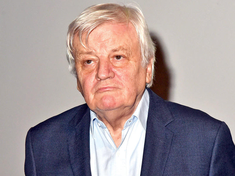  الممثل والمخرج والمنتج الفرنسي جاك بيران