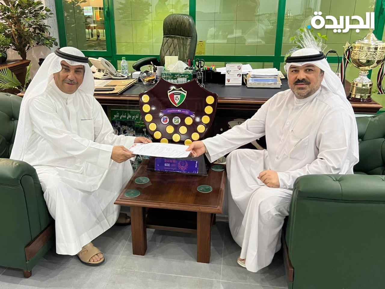 الكاظمي يتقدم بأوراق ترشيحه لرئاسة اتحاد الكرة