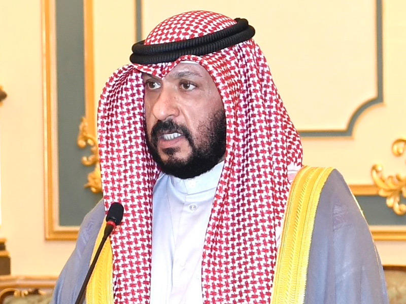 نائب رئيس مجلس الوزراء وزير الدفاع الشيخ طلال الخالد