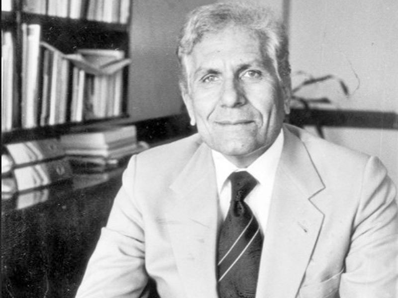 الكاتب المصري يوسف إدريس