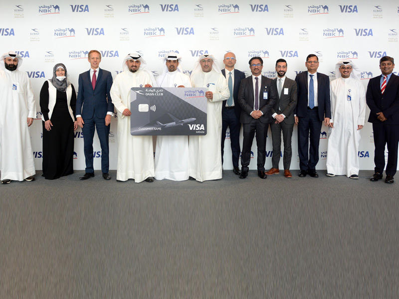 لقطة جماعية خلال التكريم