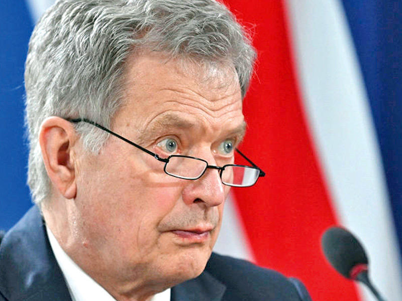 «كورونا» يُدخل رئيس فنلندا المستشفى ويصيب هاريس