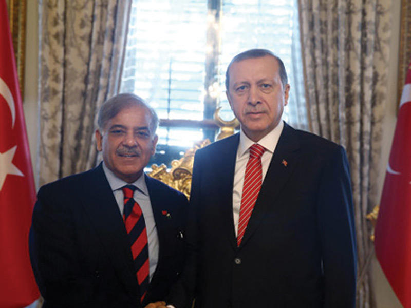 الرئيس التركي رجب طيب إردوغان  - رئيس الوزراء الباكستاني الجديد شهباز شريف