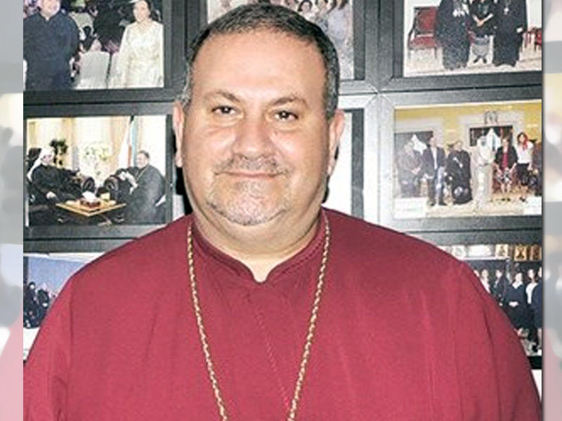 النائب البطريركي للروم الكاثوليك في الكويت والخليج العربي الأرشمندريت بطرس غريب 