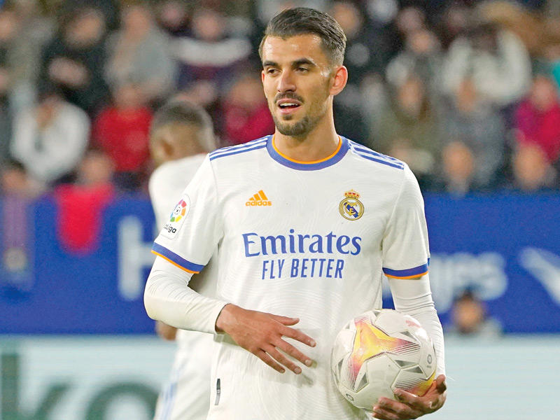 لاعب ريال مدريد داني سيبايوس 