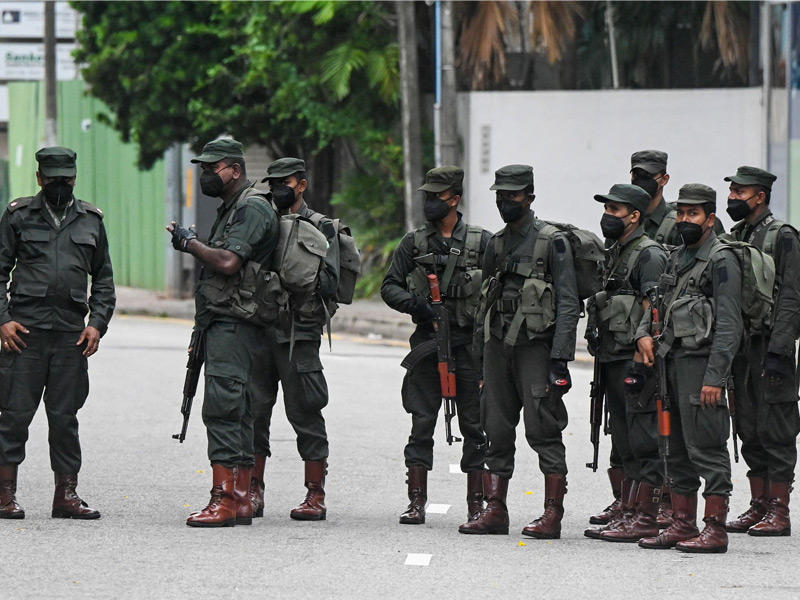  الحكومة تفرض حظر التجول