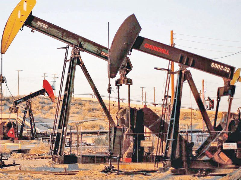 الأسواق بين أثر عقوبات الاتحاد الأوروبي على النفط الروسي وبين المخاوف المتعلقة بالطلب الناتجة عن إجراءات الإغلاق في الصين