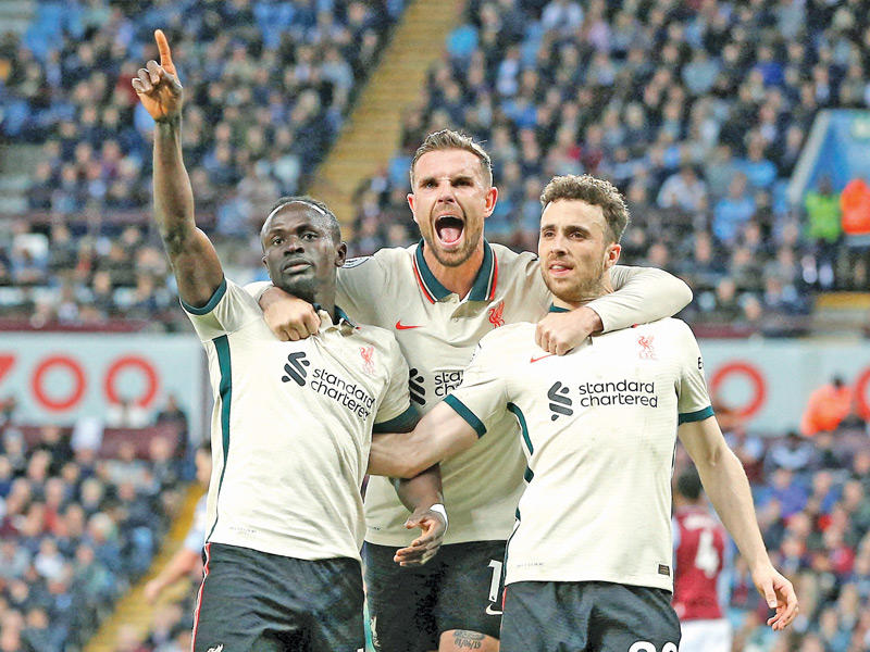 فرحة لاعبي ليفربول بالهدف الثاني