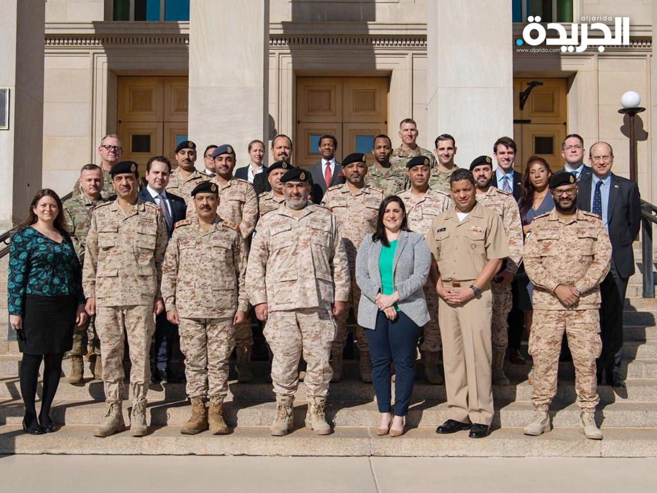 الصالح متوسطاً وفد الجيش الكويتي