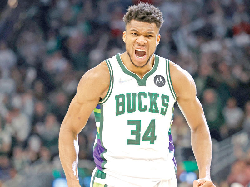  يانيس انتيتوكونمبو نجم باكس