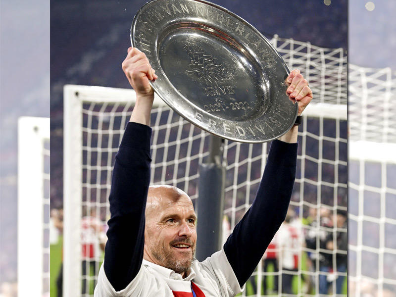  مدرب أياكس أمستردام الهولندي اريك تن 