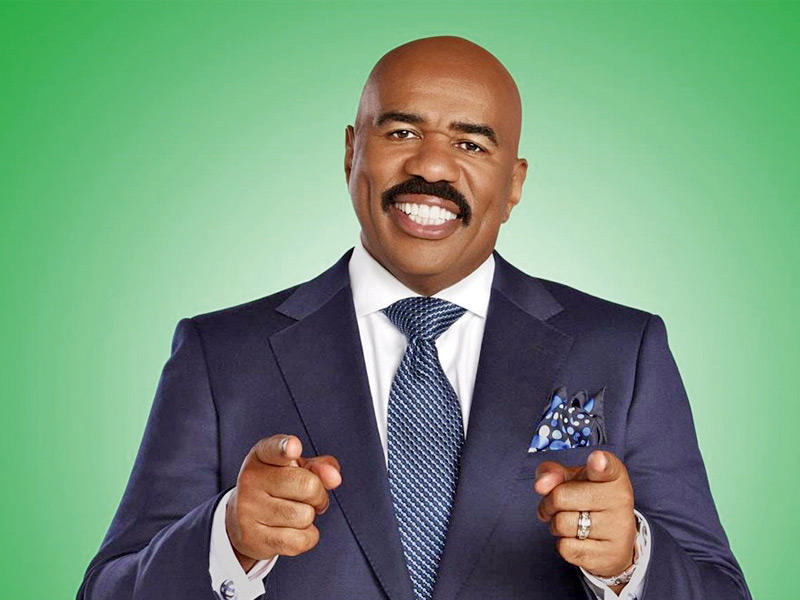 النجم العالمي ​ستيف هارفي​