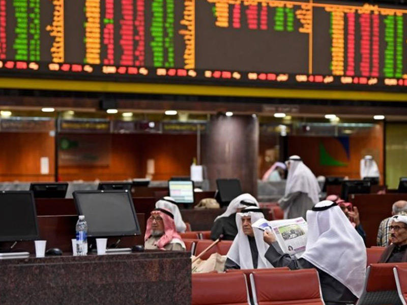 مراقبة المؤشرات بين ارتفاع وانهيار للاسهم