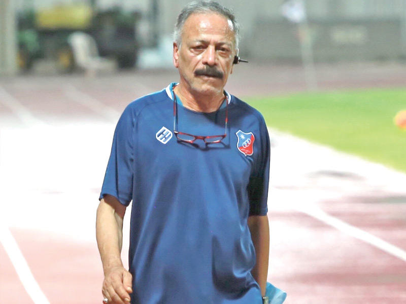  مدرب الفريق الأبيض  محمد عبدالله 