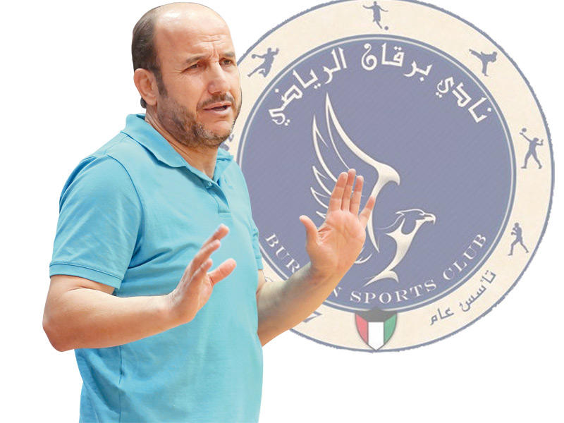 مدرب الفريق الأول لكرة اليد الجزائري سعيد حجازي