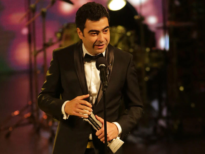 المؤلف هشام نزيه 