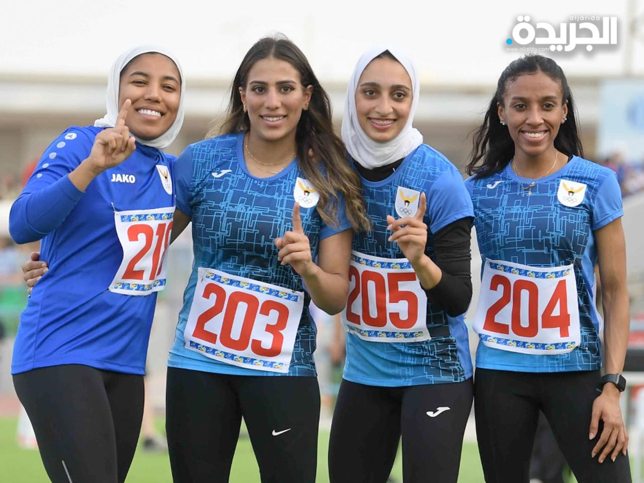 لاعبات منتخب الكويت يتوجن بذهبية سباق 100x4 تتابع