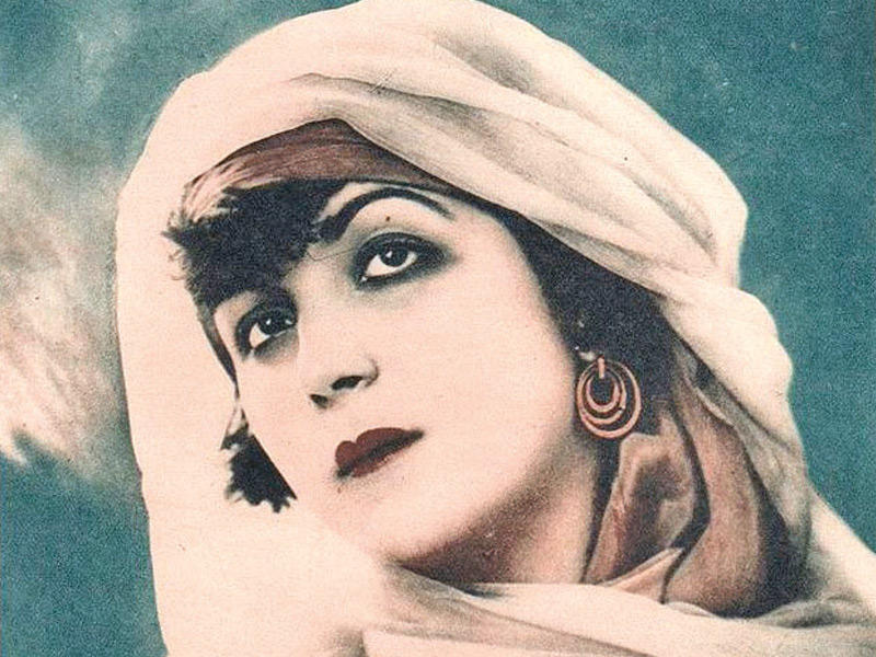 الفنانة فاطمة رشدي 