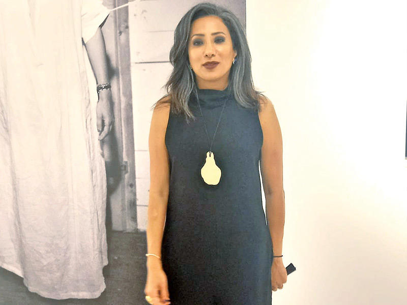 الفنانة مها العساكر