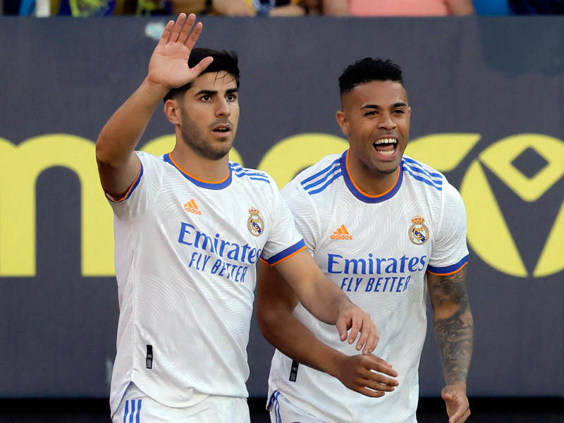 ماريانو دياز وأسينسيو نجما ريال مدريد