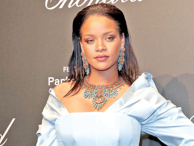 النجمة ريهانا