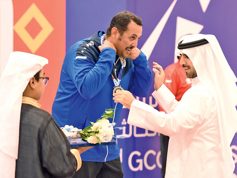 الناصر يتوج الرامي الرشيدي في ختام منافسات الرماية