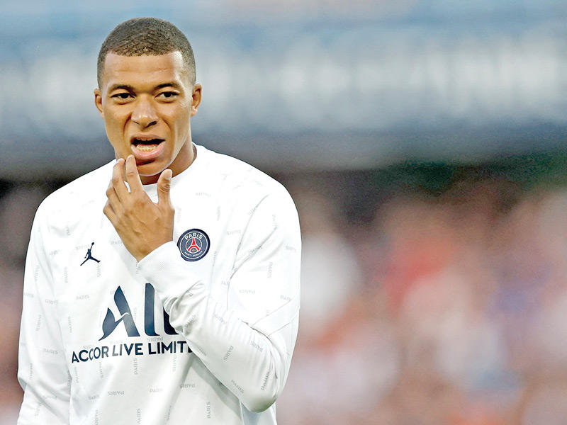 الفرنسي كيليان مبابي مهاجم باريس سان جرمان