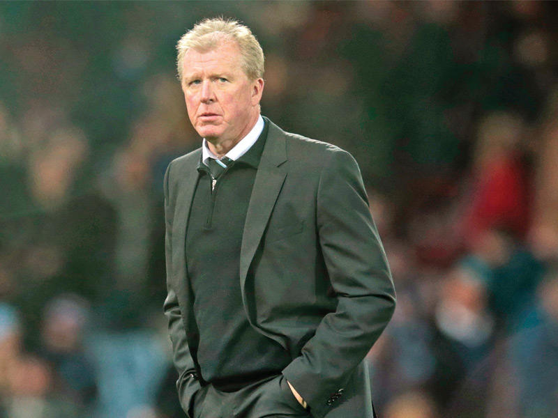  مدرب إنكلترا السابق ستيف ماكلارين