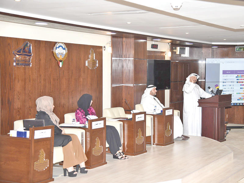 الأمين العام للمجلس الأعلى للتخطيط والتنمية د. خالد مهدي متحدثاً خلال الورشة 