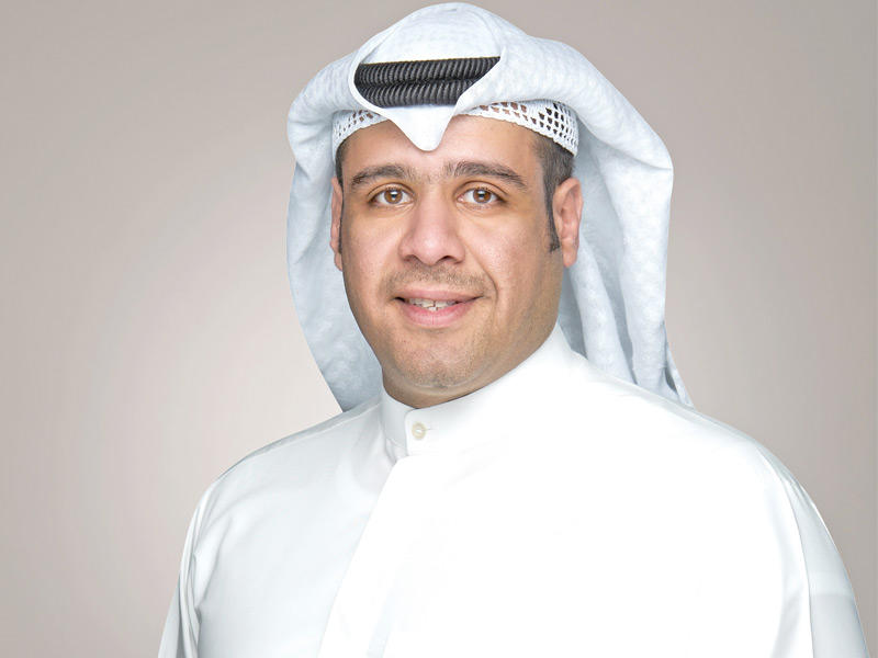 المدير التنفيذي بمجموعة الموارد البشرية في البنك خالد الرحماني