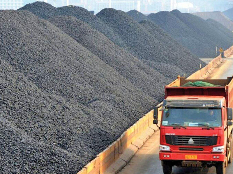 شاحنة لنقل الفحم 