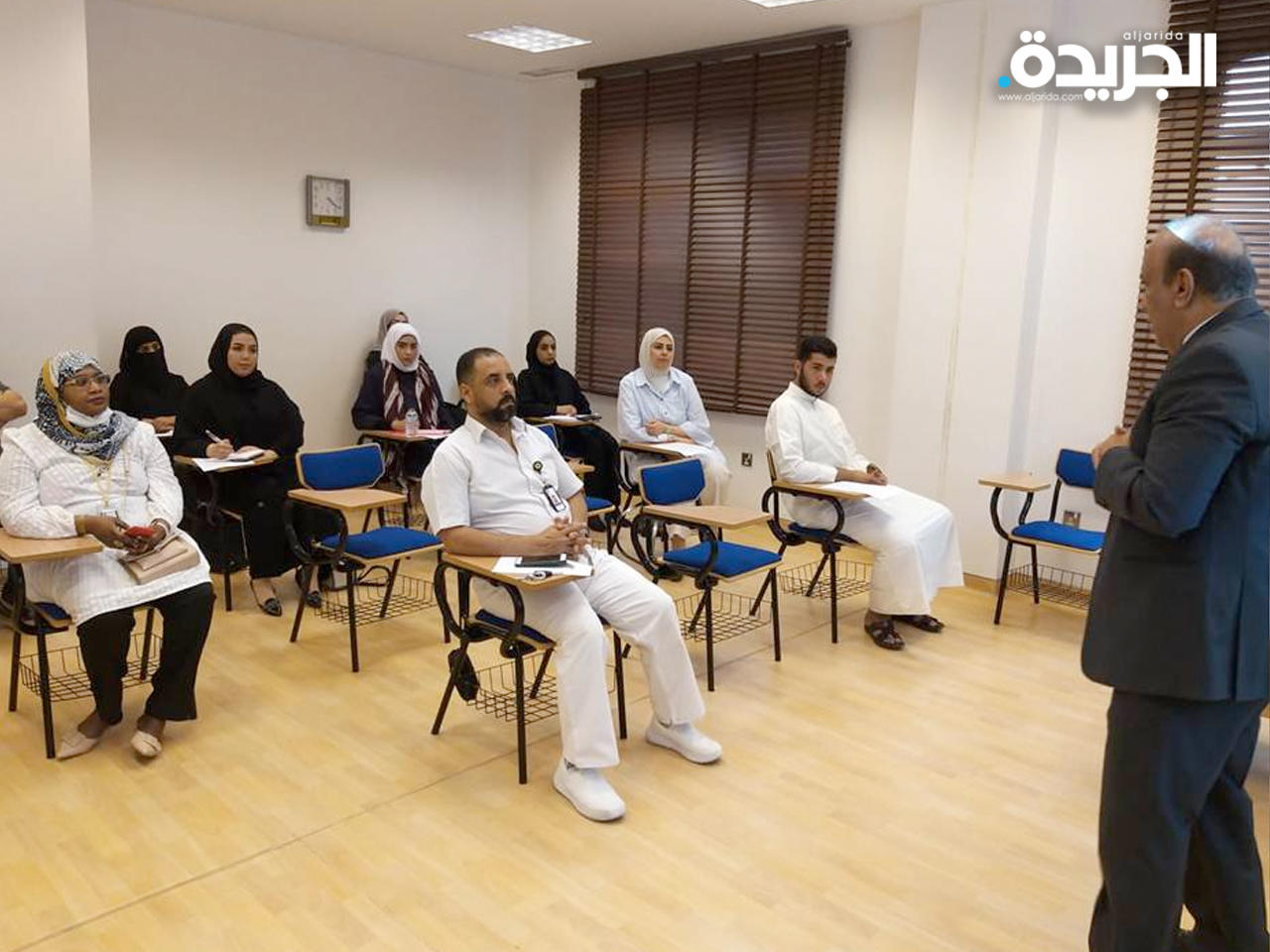 د. خالد الصالح محاضراً في إحدى الدورات