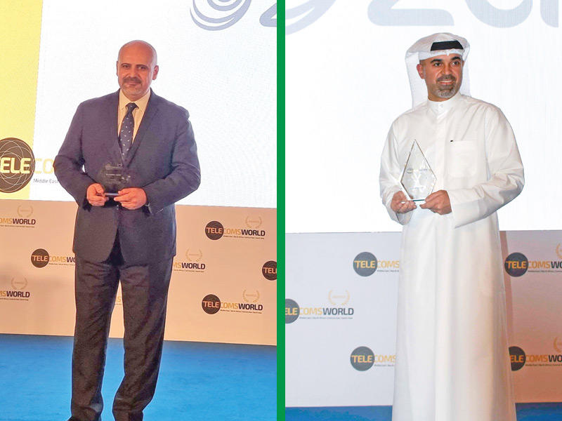 الرئيس التنفيذي للاتصالات بالمجموعة محمد عبدال متسلماً جائزة أفضل مشغل اتصالات - الرئيس التنفيذي لشركة ZainTech متسلماً جائزة أفضل خدمة رقمية