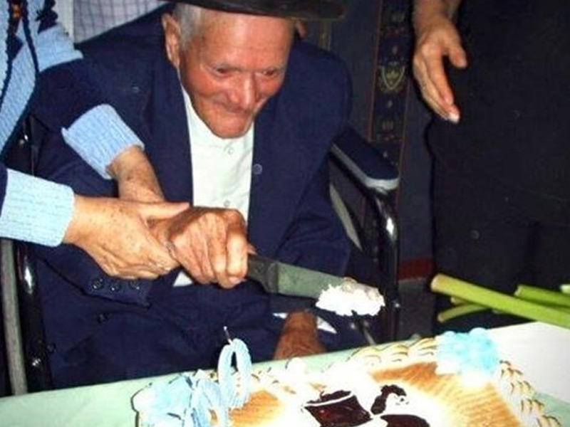 الفنزويلي خوان فيسينتي بيريز مورا