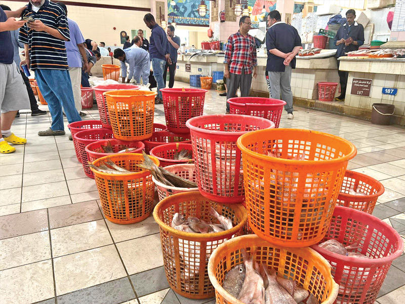 شح الأسماك في مزاد اليوم