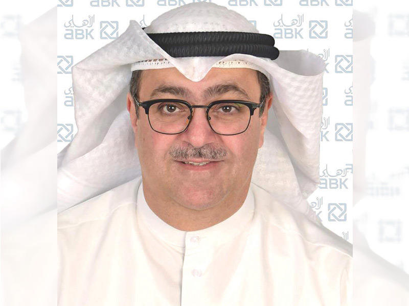  الرئيس التنفيذي للبنك الأهلي الكويتي لؤي مقامس