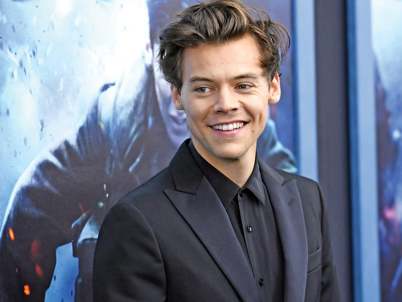  النجم البريطاني ​هاري ستايلز