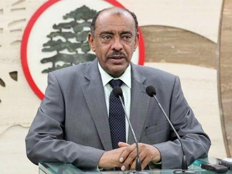  وزير الخارجية السوداني علي الصادق