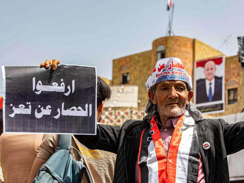 مطالبات بفتح المنافذ المغلقة في تعز