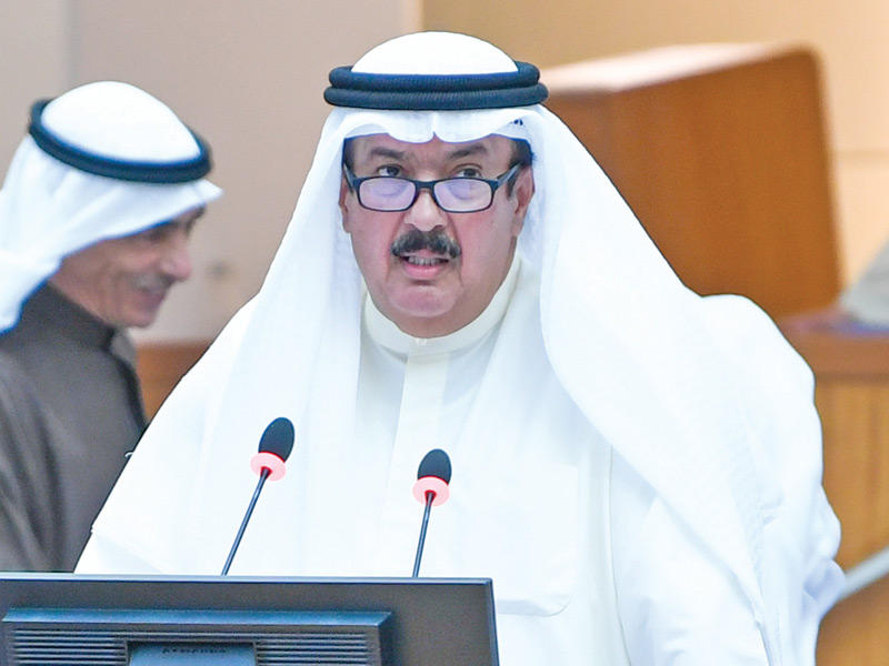 وزير التربية وزير التعليم العالي والبحث العلمي، د. علي المضف