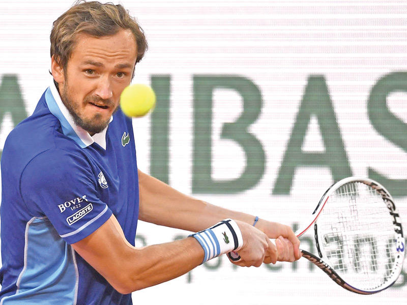 الروسي دانييل مدفيديف لاعب كرة المضرب