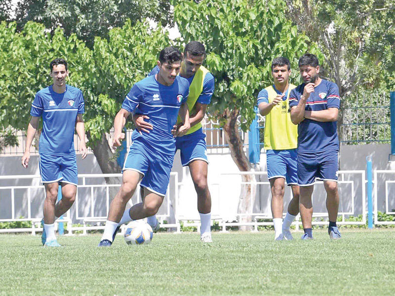جانب من التدريب الأخير لـ «الأزرق الأولمبي» في أوزبكستان