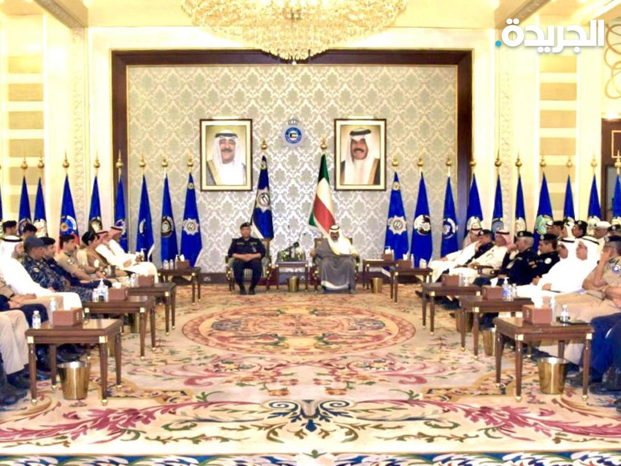  النائب الأول لرئيس مجلس الوزراء وزير الداخلية الفريق أول متقاعد الشيخ أحمد النواف خلال اجتماعه بقيادات الداخلية