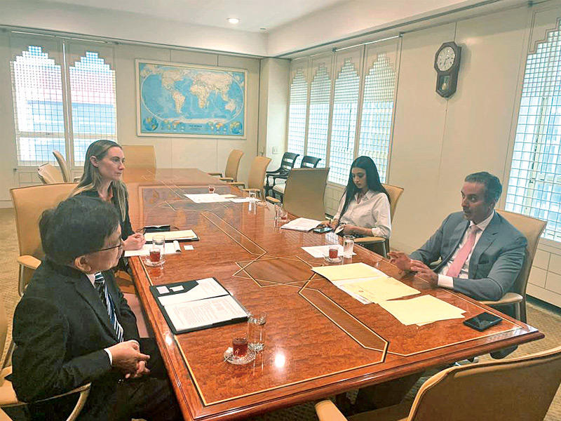 السفير المشعان خلال لقاء امين المظالم